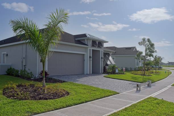 Best Driveway Pavers Cost  in Shadeland, IN